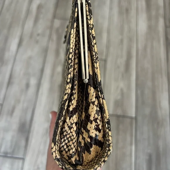 Bob Mackie dressy faux snake clutch​ - Picture 4 of 7